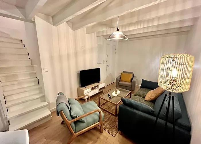 Sympa T3 Entre Gare Et Nansouty Bordeaux